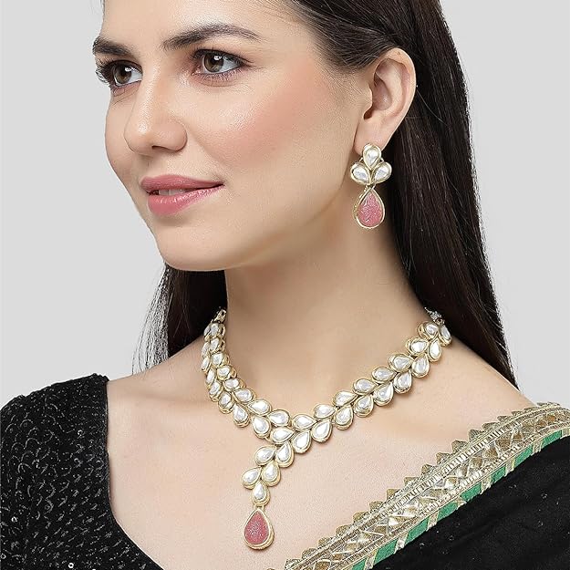 Karatcart Gold Plated Pink Drop Shape Carved Stone and Kundan Studded Necklace Set
