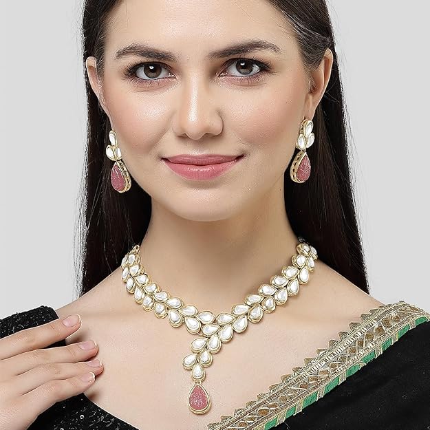 Karatcart Gold Plated Pink Drop Shape Carved Stone and Kundan Studded Necklace Set