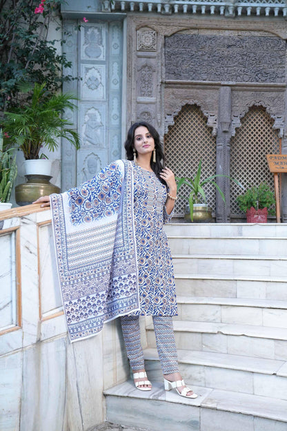 Digital Printed Women Kurta Set
