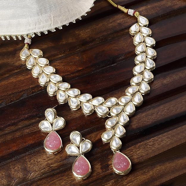 Karatcart Gold Plated Pink Drop Shape Carved Stone and Kundan Studded Necklace Set